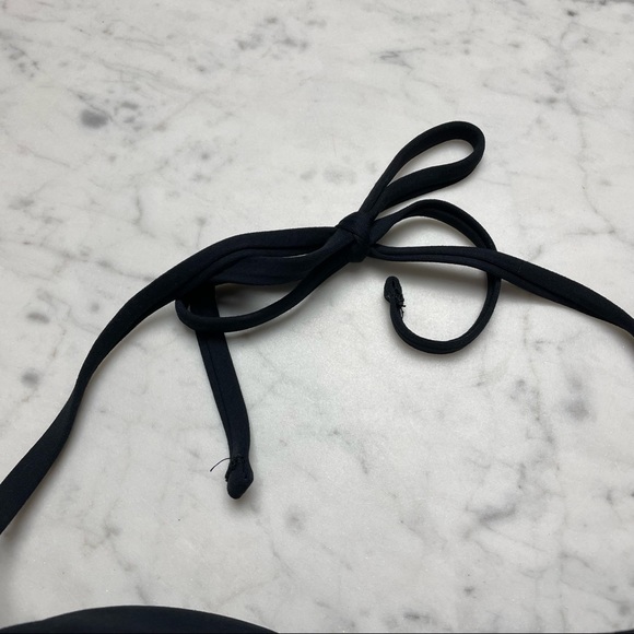 ALLIHOP Black Twist-Front Halter Swimsuit Bathing Suit Top - Picture 6 of 7